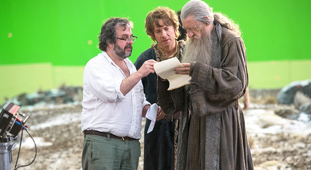 ピーター・ジャクソン監督＆マーティン・フリーマン（ビルボ役）＆イアン・マッケラン（ガンダルフ役）／『ホビット 決戦のゆくえ』-(C) 2014 METRO-GOLDWYN-MAYER PICTURES INC. AND WARNER BROS. ENTERTAINMENT INC.