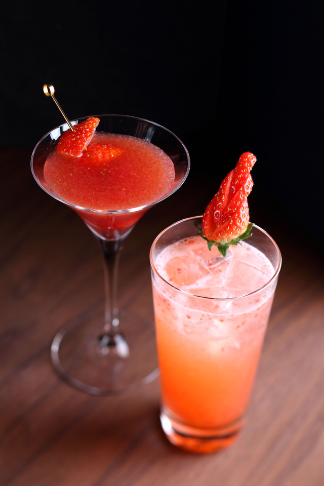 「横浜ストロベリーフェスティバル2015」。昨年のとちおとめカクテルのイメージ。