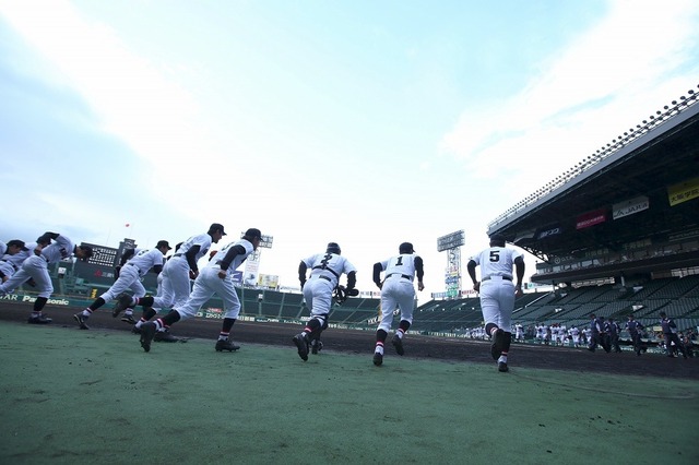 『アゲイン　28年目の甲子園』　(C)重松清／集英社　(C)2015「アゲイン」製作委員会