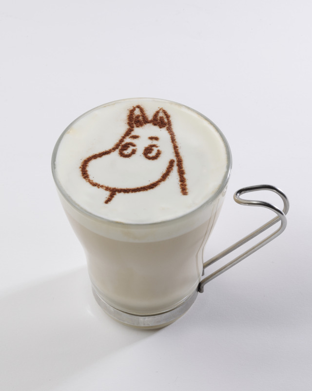 「シルエットラテ」 (C) Moomin CharactersTM