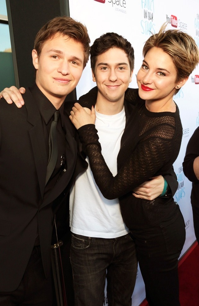 シャイリーン・ウッドリー＆ナット・ウルフ＆アンセル・エルゴート／『きっと、星のせいじゃない。』　(C)2014 TWENTIETH CENTURY FOX