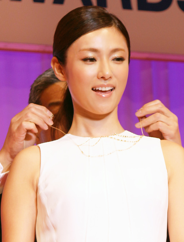 深田恭子（30代部門）／第26回「日本ジュエリー・ベスト・ドレッサー賞」表彰式