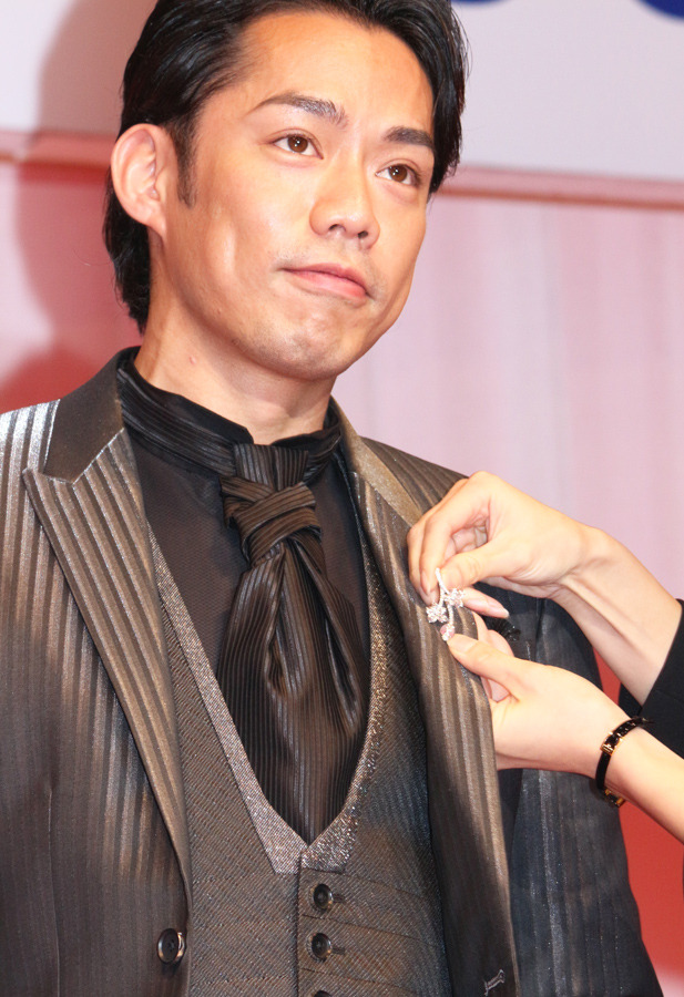 緊張のあまり楽しくなってしまった、高橋大輔（特別賞男性部門）／第26回「日本ジュエリー・ベスト・ドレッサー賞」表彰式