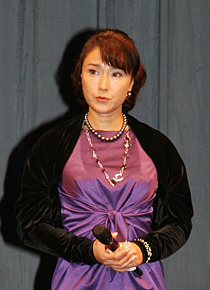 『その木戸を通って』舞台挨拶にて　浅野ゆう子