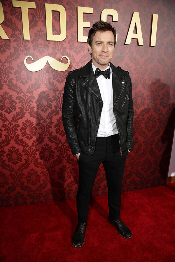 ユアン・マクレガー／『チャーリー・モルデカイ　華麗なる名画の秘密』（C）2014 Lions Gate Entertainment Inc. All Rights Reserved.