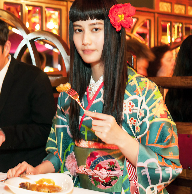 アフターディナーに舌鼓…橋本愛／『リトル・フォレスト』 in 第65回ベルリン国際映画祭