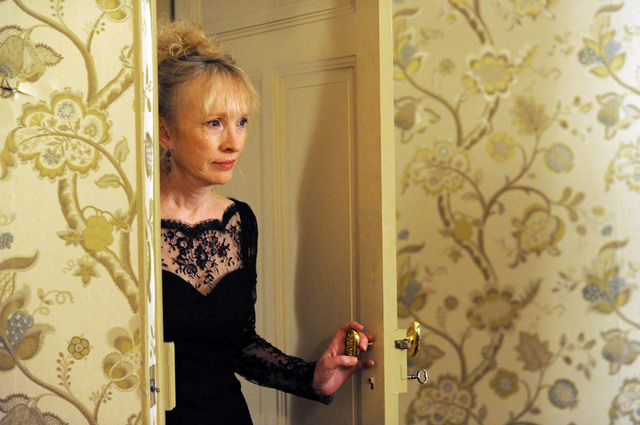 『ウィークエンドはパリで』-(C) 2013 Free Range Films Limited / The British Film Institute / Curzon Film Rights 2 and Channel Four Television Corporation.