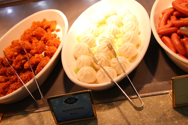 「アナとエルサのフローズンファンタジー」スペシャルブッフェ／クリスタルパレス・レストランin 東京ディズニーランド