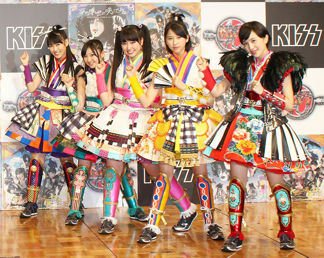 ももいろクローバーZ VS KISS／来日記者会見