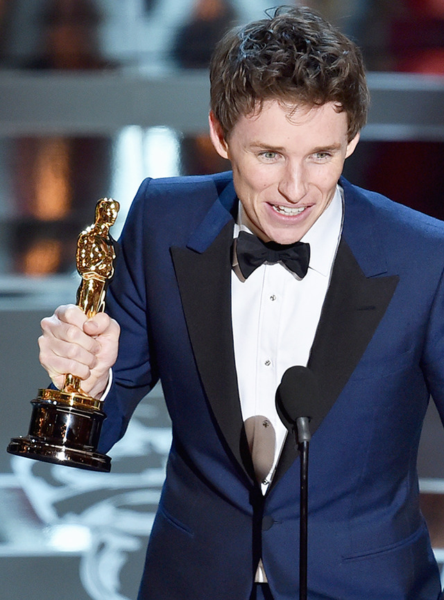 第87回アカデミー賞で「主演男優賞」を受賞したエディ・レッドメイン（『博士と彼女のセオリー』）-(C) Getty Images