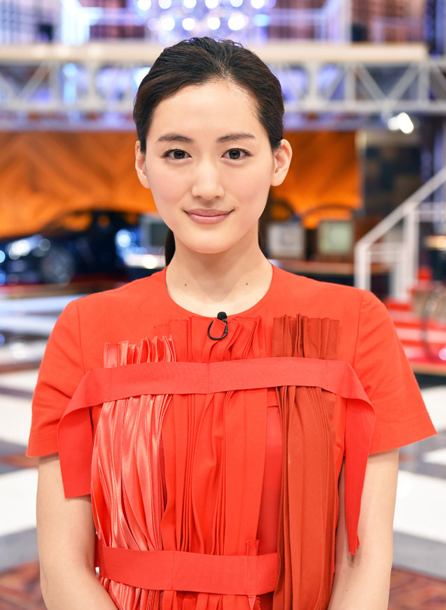 天然？　小悪魔？　綾瀬はるか／「ものづくり日本の奇跡」収録取材