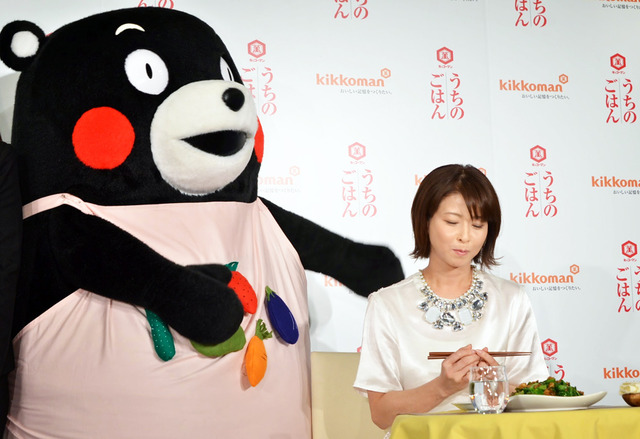 森高千里＆くまモン／「キッコーマン うちのごはん おそうざいの素」新CM発表記者会見