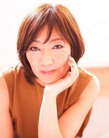 ＜KOBAKO nails＞のプロダクトアドバイザーを務めるネイルアーティストの渡邉季穂氏。