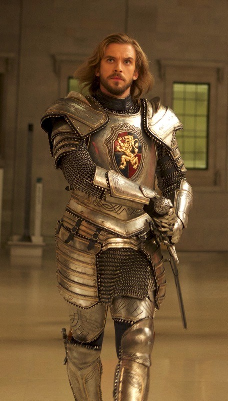 ダン・スティーヴンス（中世の騎士ランスロット役）／『ナイト ミュージアム/エジプト王の秘密』　-(c) 2014 Twentieth Century Fox Film Corporation
