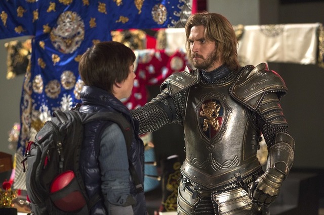 ダン・スティーヴンス（中世の騎士ランスロット役）／『ナイト ミュージアム/エジプト王の秘密』　-(c) 2014 Twentieth Century Fox Film Corporation