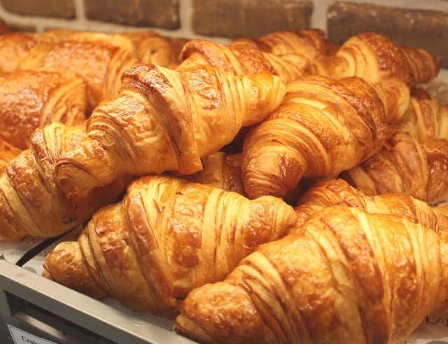 「メゾン・ランドゥメンヌ 東京本店」のクロワッサン