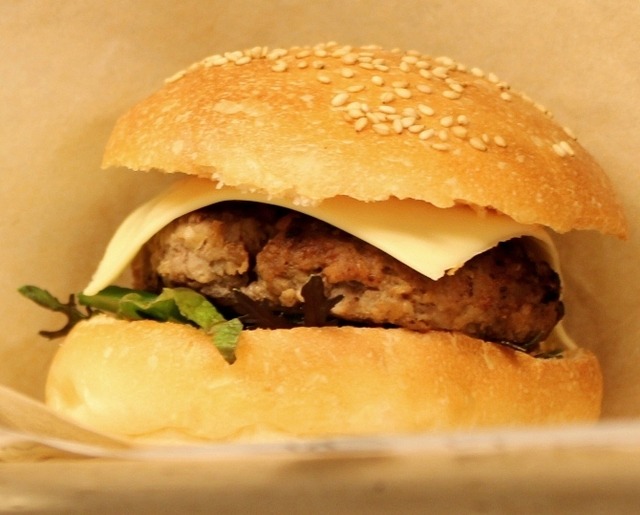 「メゾン・ランドゥメンヌ 東京本店」の商品