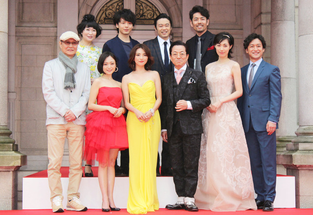 水谷豊、安達祐実、田中麗奈、吹石一恵、中村倫也、山中崇史、野口かおる、石橋蓮司、石丸幹二、尾上寛之／『王妃の館』の完成披露イベント