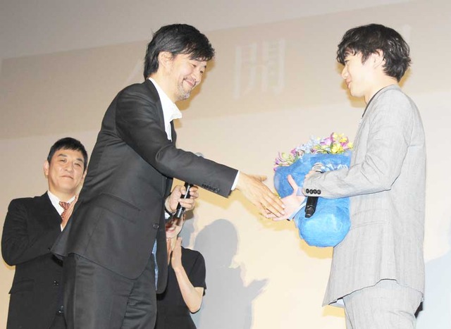 染谷将太、深津絵里、ピエール瀧、山崎貴監督／『寄生獣 完結編』初日舞台挨拶