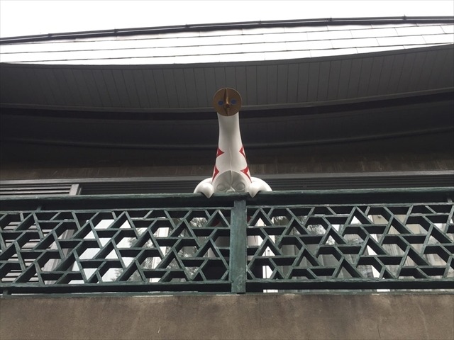 (C)岡本太郎(C)タナカカツキ/KITAN CLUB