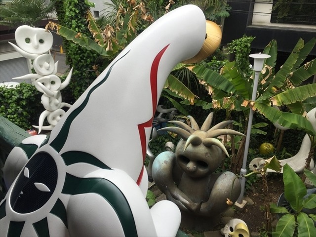 (C)岡本太郎(C)タナカカツキ/KITAN CLUB