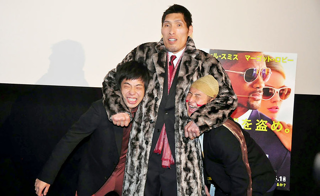 バンビーノに“ニーブラ”を決める元柔道家・篠原信一／『フォーカス』試写会の様子