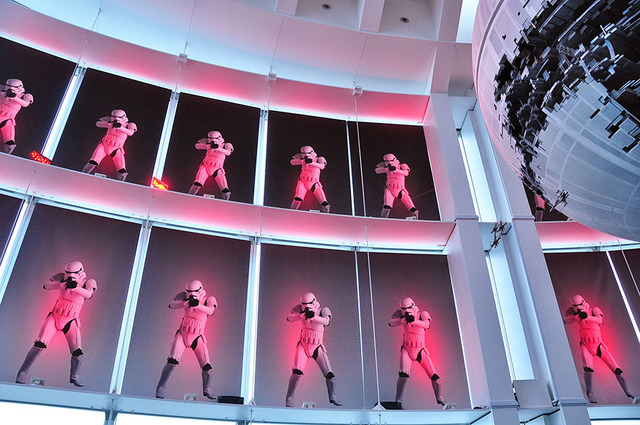 「スター・ウォーズ展 未来へつづく、創造のビジョン。」 - (C) ＆TM Lucasfilm Ltd