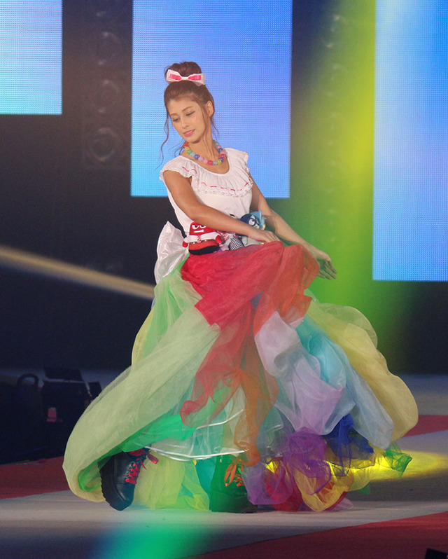 『インサイド・ヘッド』×「スピンズ」(C) GirlsAward 2015 SPRING/SUMMER