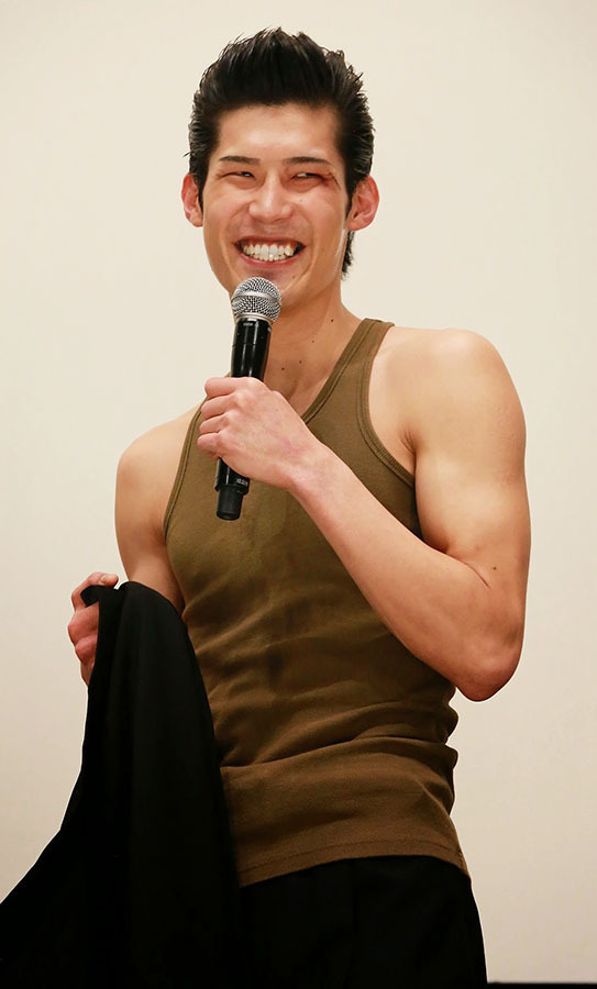 成田瑛基／『ズタボロ』完成披露上映会