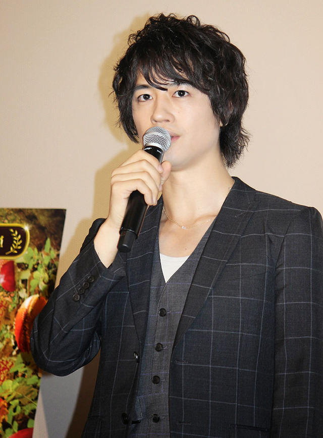 斎藤工／『小さな世界はワンダーランド』初日舞台挨拶