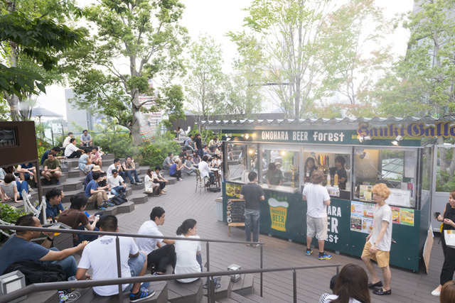 ビアテラス「OMOHARA BEER FOREST by よなよな BEER KITCHEN」が、東急プラザ 表参道原宿で開催