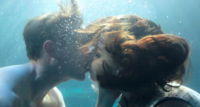 『ライフ・アフター・ベス』（C）2014 LIFE AFTER BETH, LLC All Rights Reserved.