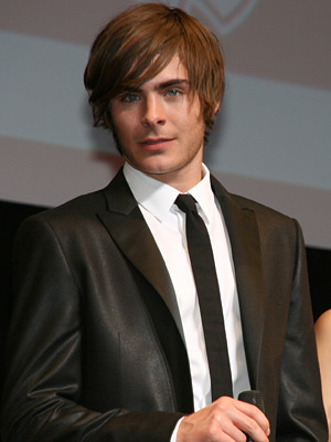 『ハイスクール・ミュージカル／ザ・ムービー』トロイ役のザック・エフロン