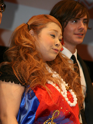 隣のザックにうっとりの渡辺さん