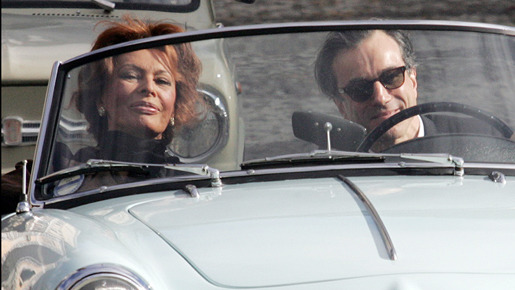 ローマで『Nine』（原題）撮影中のソフィア・ローレンとダニエル・デイ・ルイス -(C) Splash/AFLO