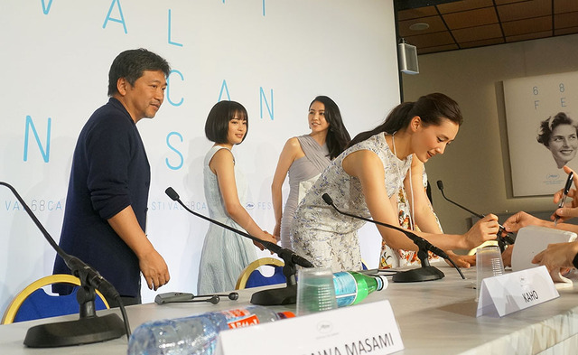 是枝裕和監督、綾瀬はるか、広瀬すず、長澤まさみ／第68回カンヌ国際映画祭