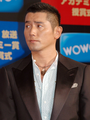 モッくん、目が釘付け？