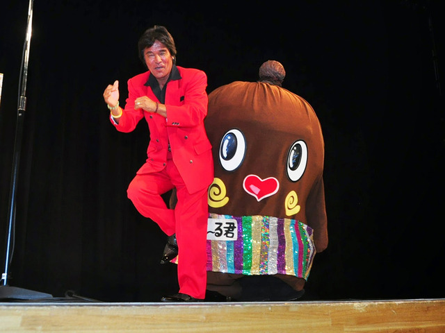 松崎しげる、ねば～る君／『ジェームス・ブラウン～最高の魂（ソウル）を持つ男～』試写会