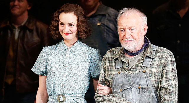 レイトン・ミースターが出演した舞台「二十日鼠と人間」- (C) Getty Images