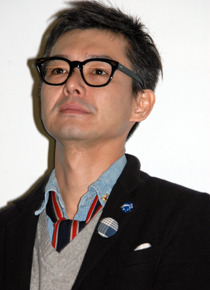 一番まとも？　怪しい？　神父役の渡部篤郎