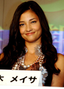 天才バレリーナ・宮本すばる役の黒木メイサ