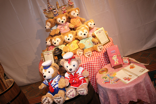 展示「ジャーニー・ウィズ・ダッフィー Your Friend Forever」