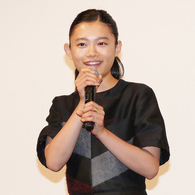 杉咲花／『愛を積むひと』新婚さん限定試写会