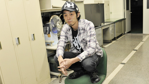 ロッカールームでもパンク！　photo：HIRAROCK