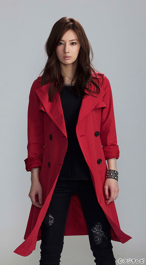 北川景子演じる主人公・紗崎玲奈