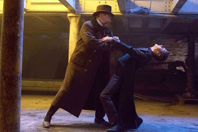 「ペニー・ドレッドフル ～ナイトメア 血塗られた秘密～」Penny Dreadful (C) 2014 Showtime Networks Inc. All rights reserved. (C) 2015 Showtime Networks Inc. All Rights Reserved. SHOWTIME and related marks are registered trademarks of Showtime Networks Inc., a CBS Company. (C) 2015 CBS Studios Inc. CBS and related logos are trademarks of CBS Broadcasting Inc. All Rights Reserved.