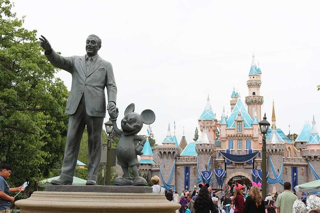 カリフォルニアディズニーランド