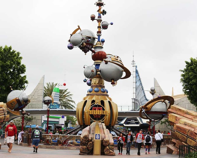 トゥモローランドエリア／カリフォルニアディズニーランド