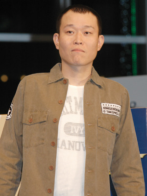 バイソンの声を担当した千原せいじ