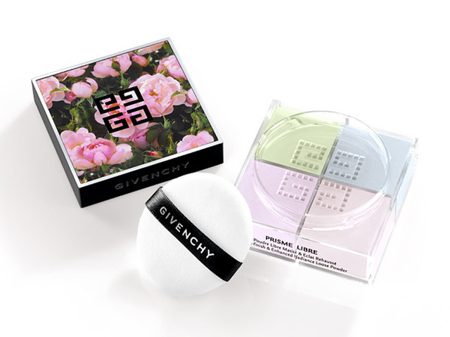 ルースパウダー「プリズム・リーブル」（7,600円）